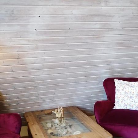 Ferienwohnung Im Rohrdachhaus فاستروم المظهر الخارجي الصورة